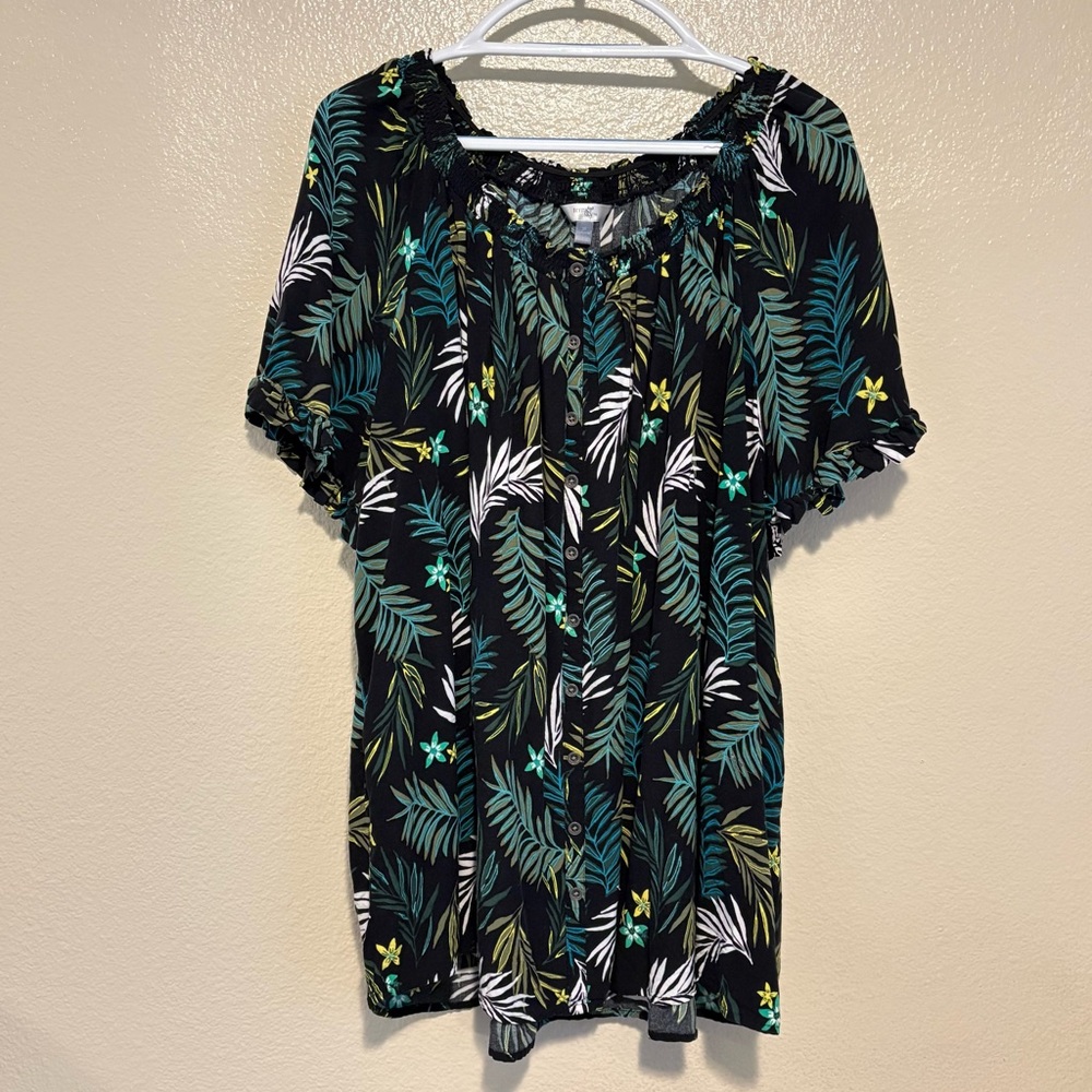 Terra & Sky Black Tropical Print Ruffle Sleeve Faux Button Plus Size 3X